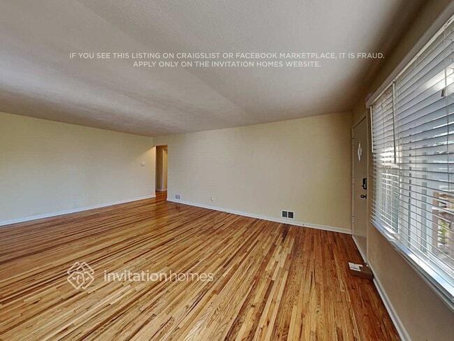 Photo - 1159 W Marion St