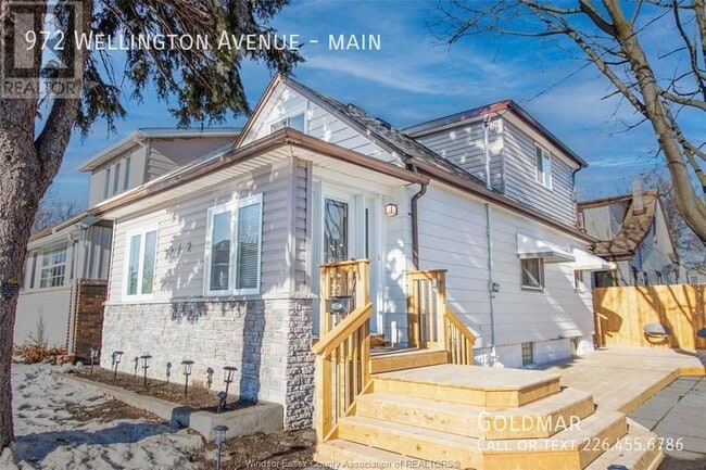 Building Photo - Gorgeous 3 Bedroom 2 Bathroom Home - ALL INCLUSIVE