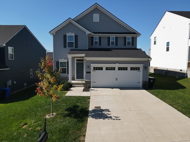 Building Photo - 4 Bedroom, 2.5 Bath Home w/ Fenced Backyard and 2 Car Garage