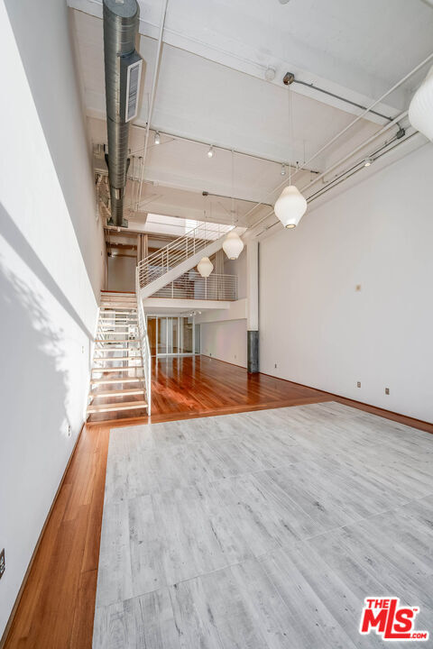 Photo - 1850 Industrial St Unit 106