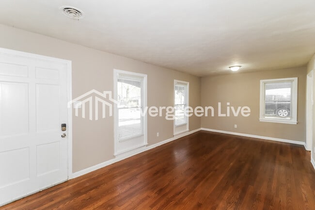 Photo - 4741 Scottsdale Ave