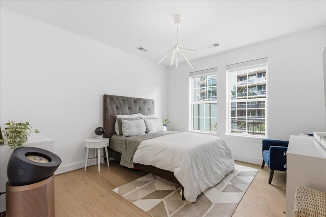Photo - 1411 Key Blvd Unit 206