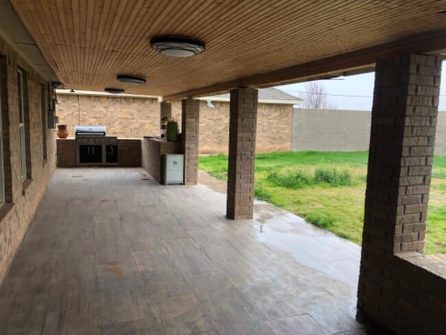 Photo - 5541 Medford Ct