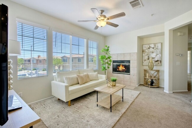 Photo - 33657 Emerson Way Unidad C Rental