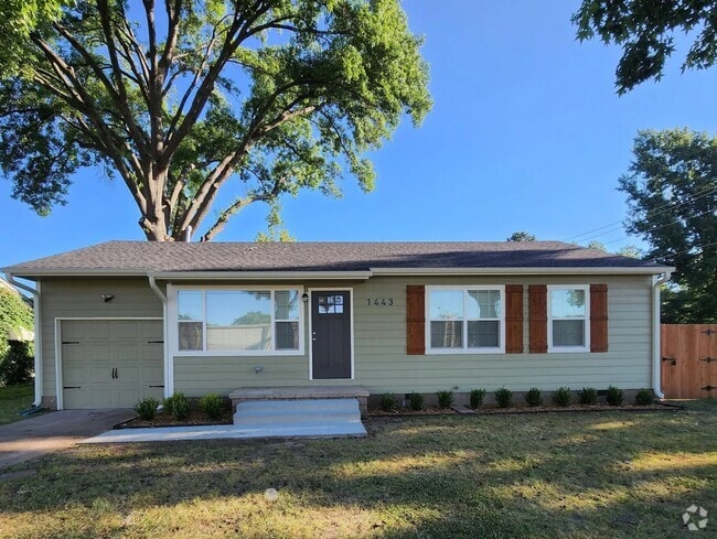 Building Photo - 1443 E 50th Pl Rental
