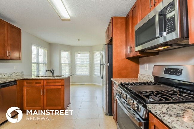Photo - 5752 Graceland Dr SW
