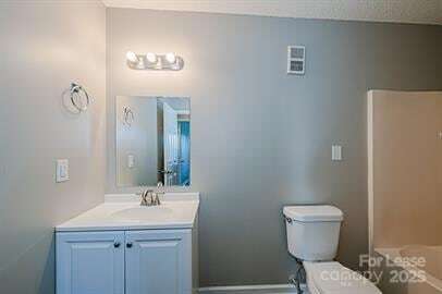 Photo - 312 Hoskins Mill Ln