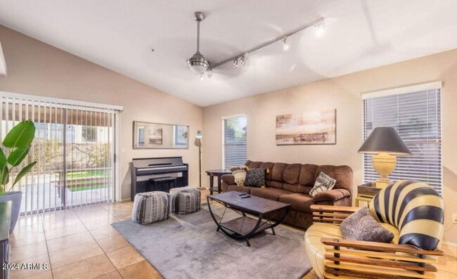 Photo - 8813 E Charter Oak Dr