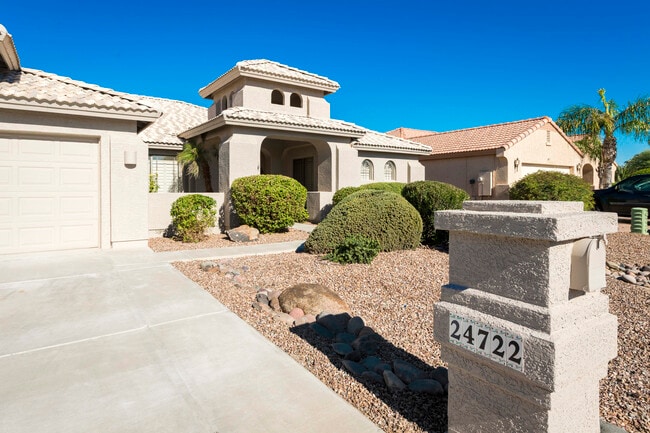 Building Photo - 24722 S Briarcrest Dr Rental