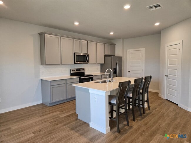 Photo - 2408 Ayers Dr