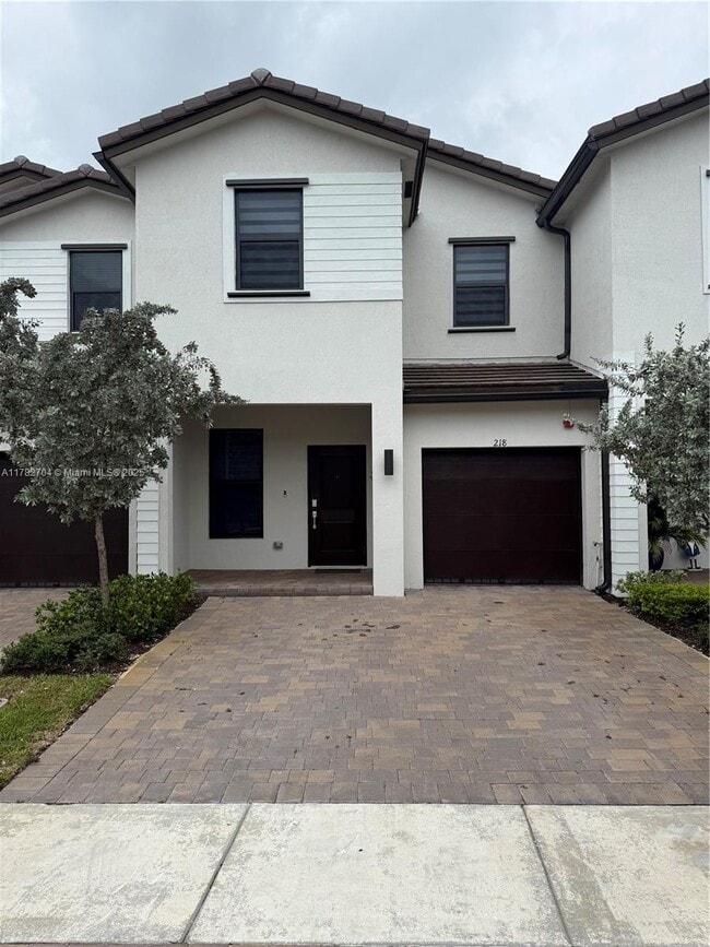 Photo - 218 SW 159th Dr Townhome