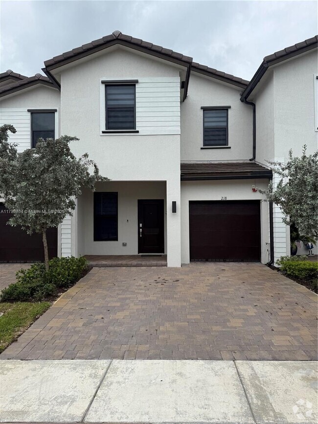 Building Photo - 218 SW 159th Dr Rental