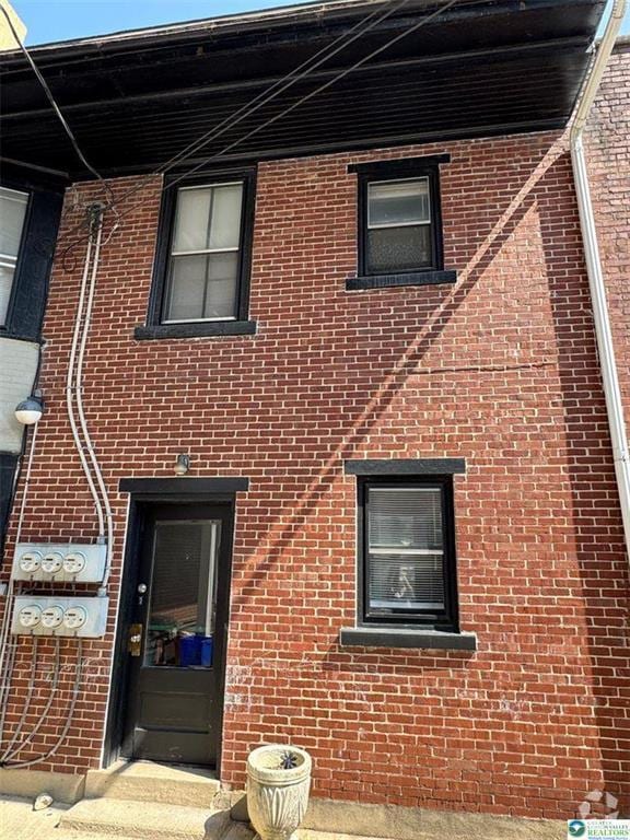 Building Photo - 636 N New St Unit 2 Rental