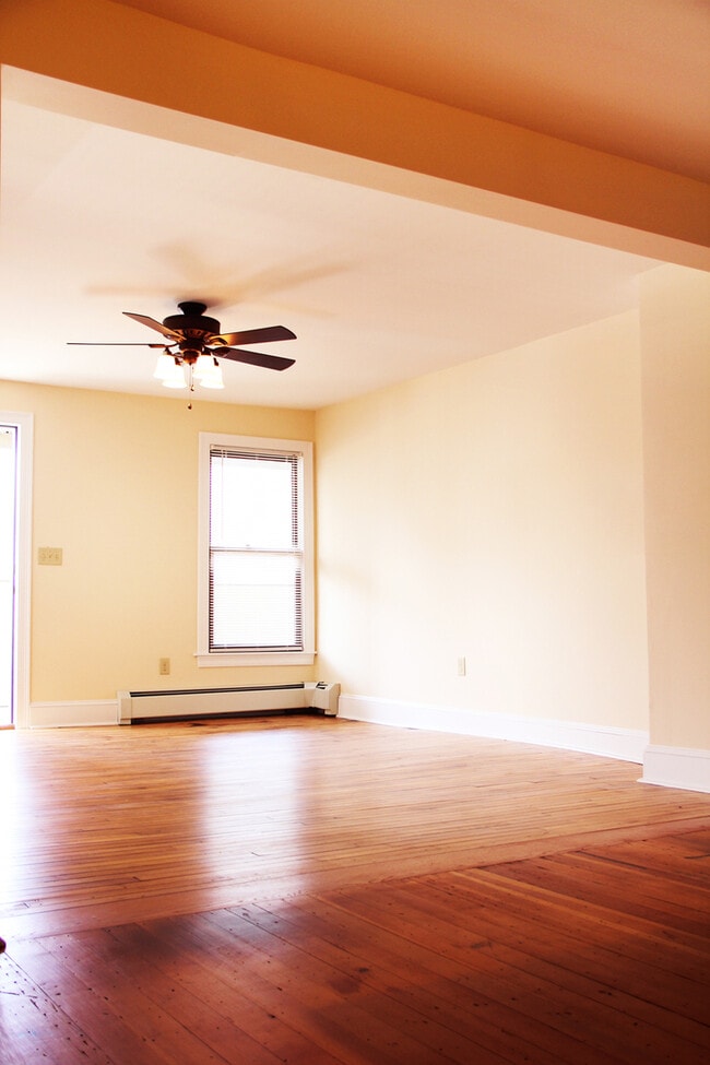 Photo - 48 N Champlain St Unit APT 1