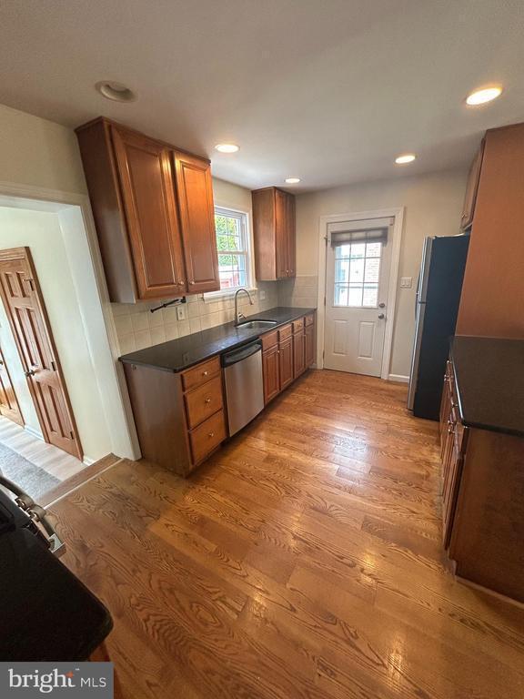 Photo - 1524 Knox Rd