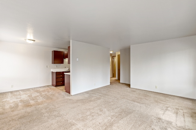 Photo - 12520 Roosevelt Way NE Unit 402