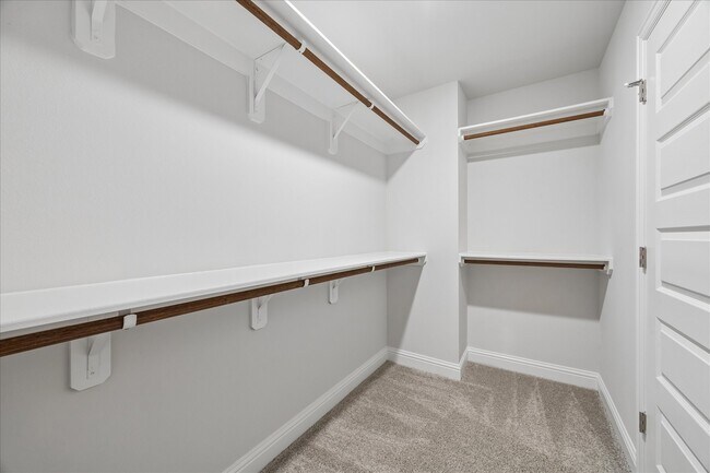 Photo - 10 Greenbriar Lp
