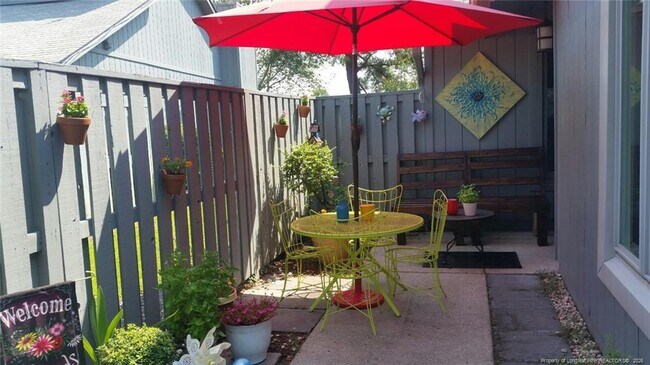 Photo - 185 Cranes Cove