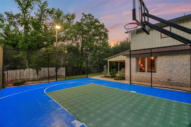 Photo - 7615 Rockpoint Dr