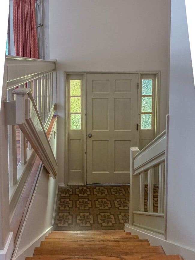 Photo - Beaverton Home Available ! Inquire today for a tour !