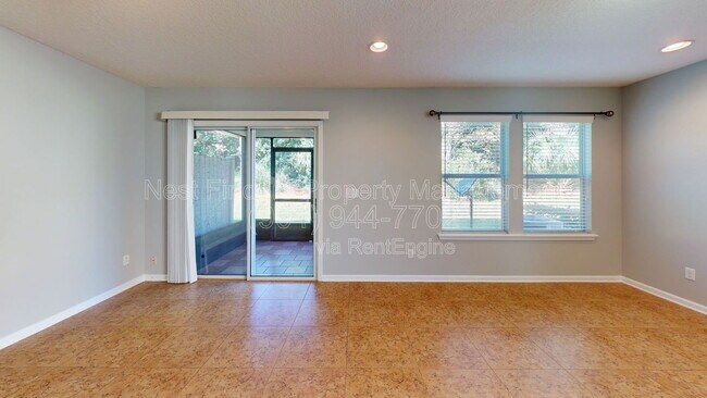 Photo - 464 Walnut Dr