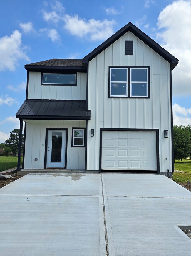 Building Photo - 12961 Orion Ct E Rental