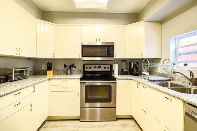 Photo - 4724 Post Oak Timber Dr Unit 8/65