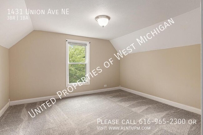 Photo - 1431 Union Ave NE