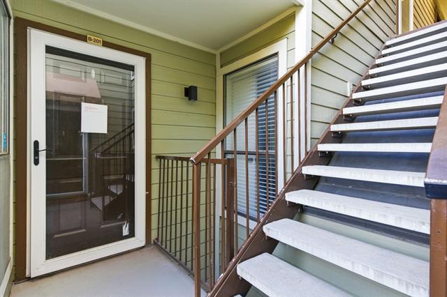 Photo - 3101 Sondra Dr Unit 201