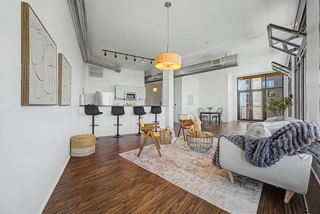 Photo - 3100 Huron St Unit 3M