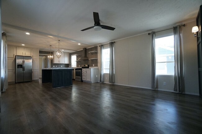 Photo - Shadeland Estates