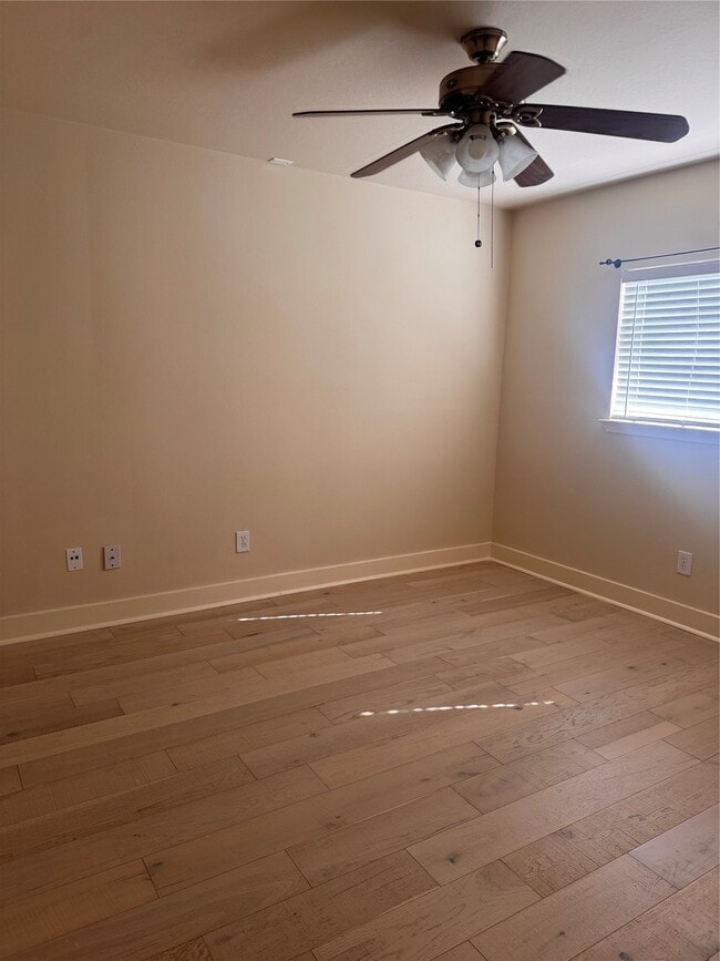 Photo - 6146 Settlers Lake Cir W