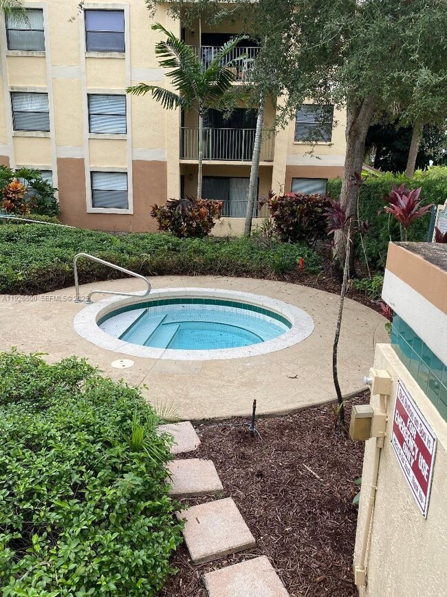 Photo - 9999 Summerbreeze Dr Unit 519