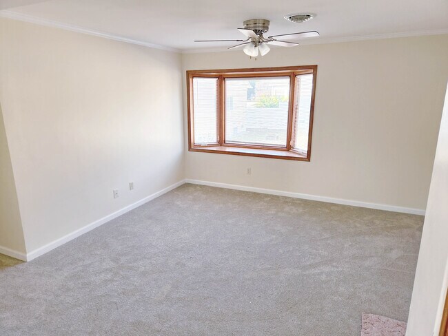 Photo - 12422 Kent Rd