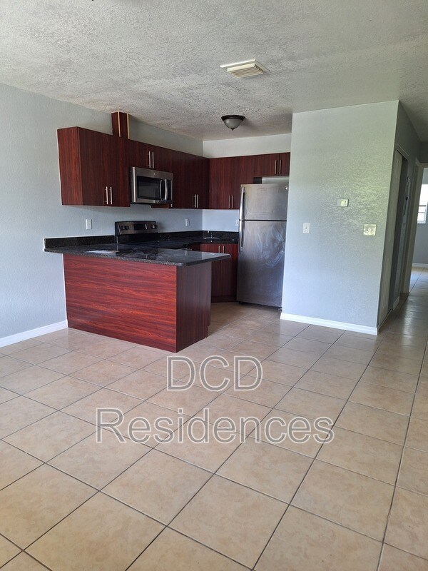 Photo - 612 Sally Ln S Unidad 14