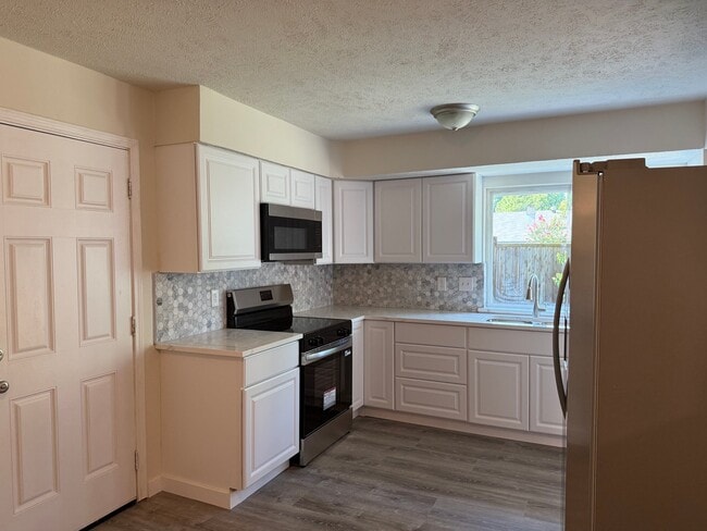 Photo - 3527 Cotillion Dr