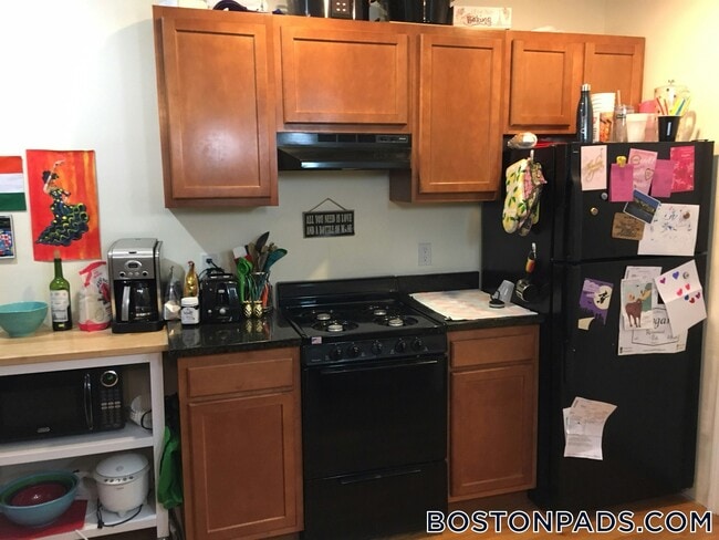 Photo - 28 Fleet St Unit 16