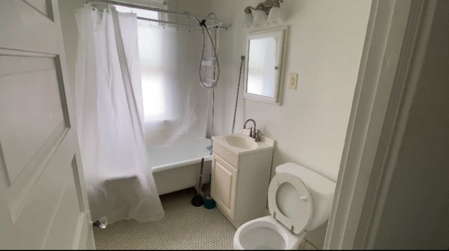 Photo - 3429 N 1st St Unit Upper