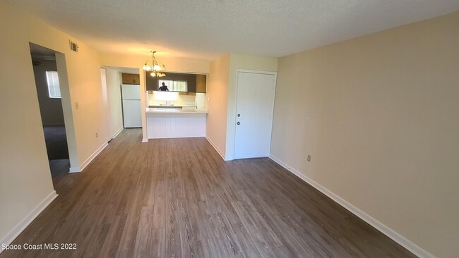 Photo - 148 Berkshire Ln Unit 148