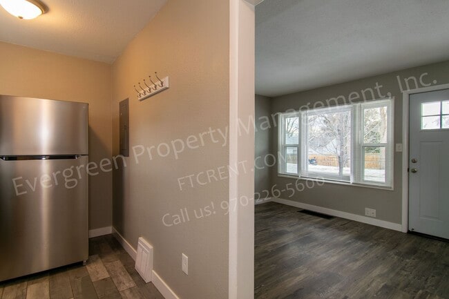 Building Photo - 207 E Stuart St Unit #2