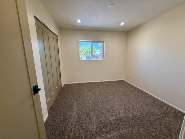 Building Photo - 2979 Hidden Glen Rental