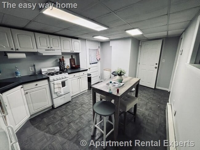 Photo - 10 Wallace St Unidad #2R