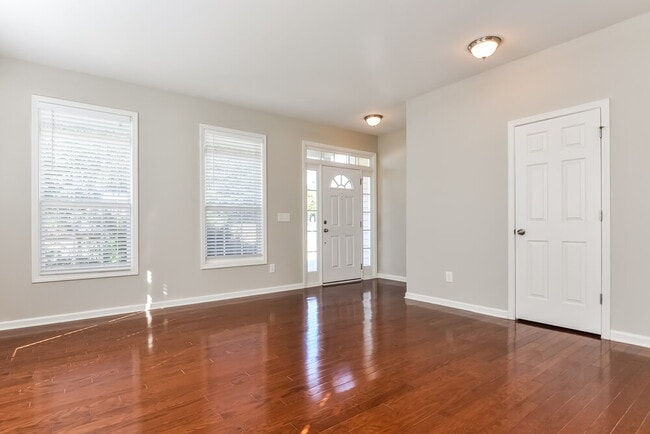 Photo - 183 Killington Dr