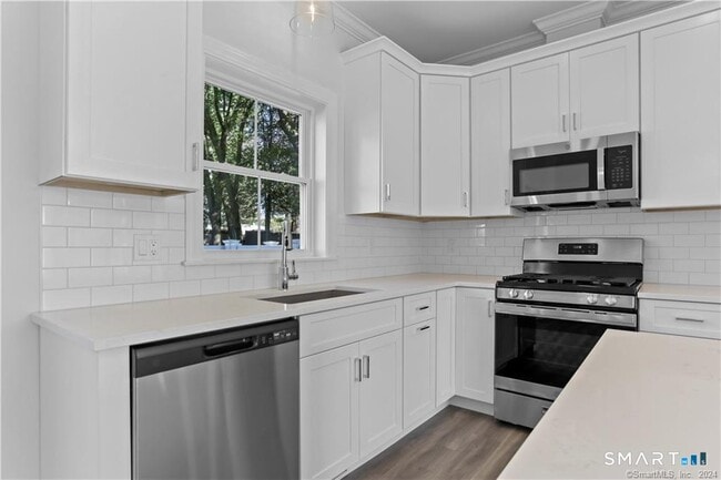 Photo - 348 Halley Ave