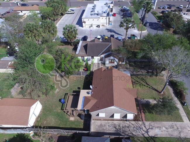 Photo - 2Bed/1Bath w/office in Central Mcallen ( Laurel and 10th )