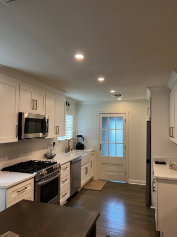 Photo - 555 Honore Dr