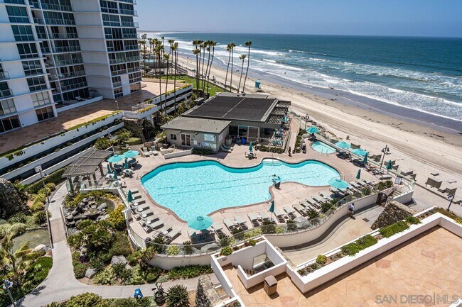 Building Photo - 1760 Avenida Del Mundo Unit 609 Rental