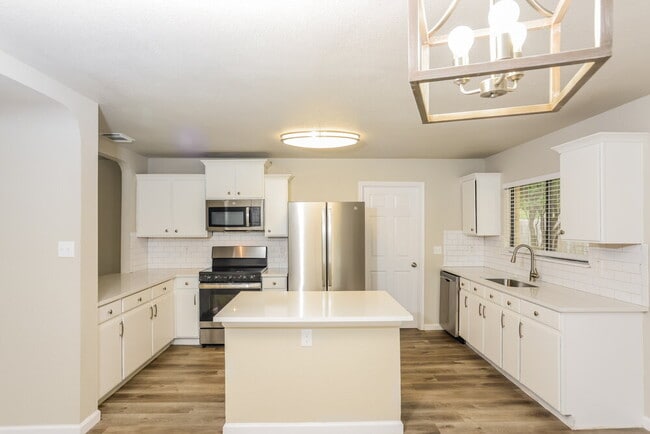 Photo - 9124 Gambier Dr