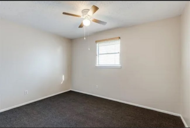 Photo - 301 Wofford Way