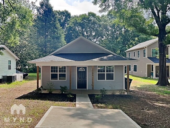 Photo - 1109 Old Charlotte Rd House